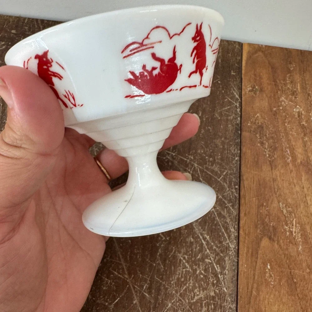 Hazel Atlas Milk‎ Glass Dancing Pigs Footed Dessert Bowl Red Ring of Fire